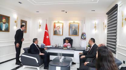 Çobanlar’da 23 Nisan Coşkusu Makamlar Çocuklara Emanet Edildi