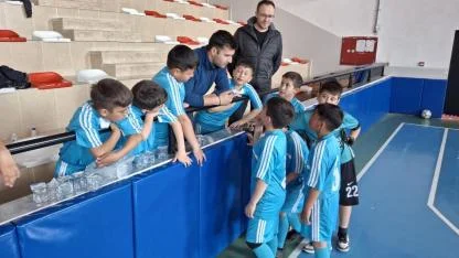 Çobanlar’da Futbol Turnuvası Başladı