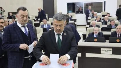 Emirdağlı İsim Kocabıçak Aile ve Sosyal Politikalar Komisyon Başkanı Oldu