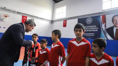 Başkan Altuntaş: Çobanlar’da Sporla Büyüyen Bir Nesil Yetiştiriyoruz