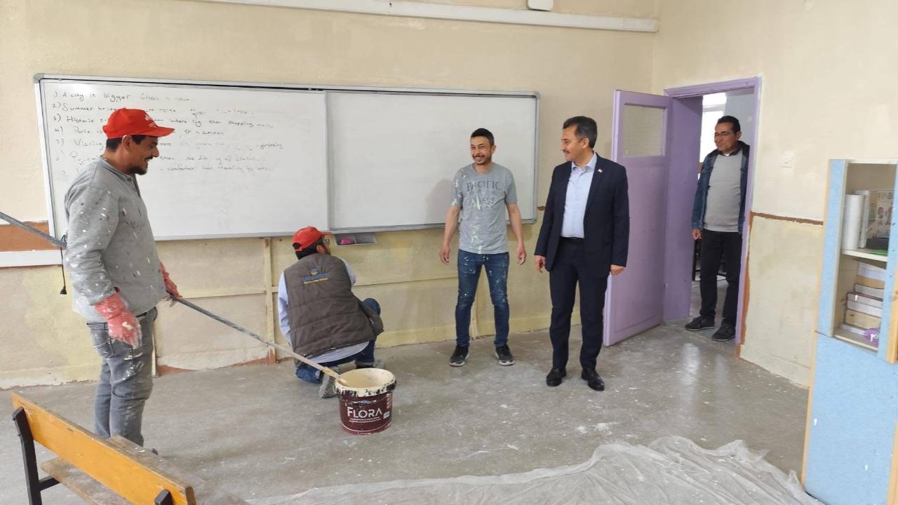 Bolvadin’de O Köy Okulunu Yeniden Dizayn Ediyorlar