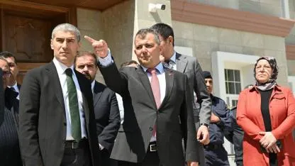 Emirdağ’da Yoğun Mesai: Vali Naci Aktaş İlçede Temaslarda Bulundu